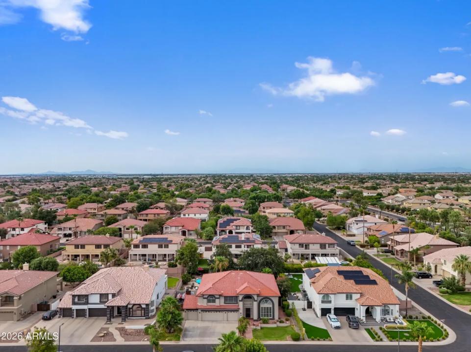 Real Estate Picture 52