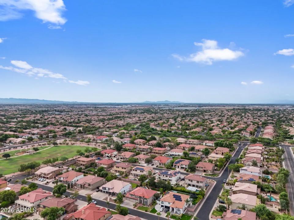 Real Estate Picture 55