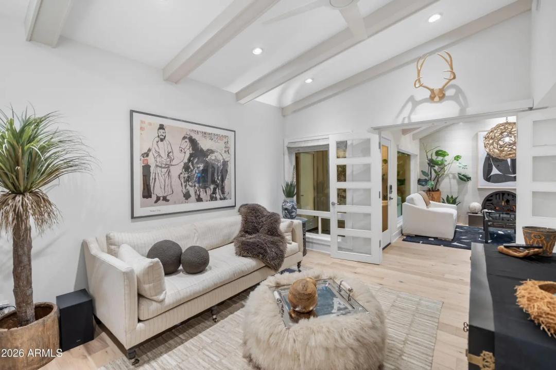 Real Estate Picture 19
