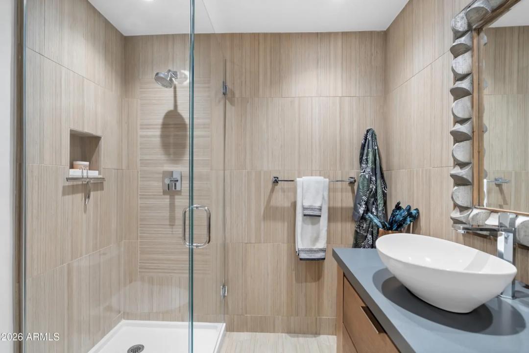 Real Estate Picture 20