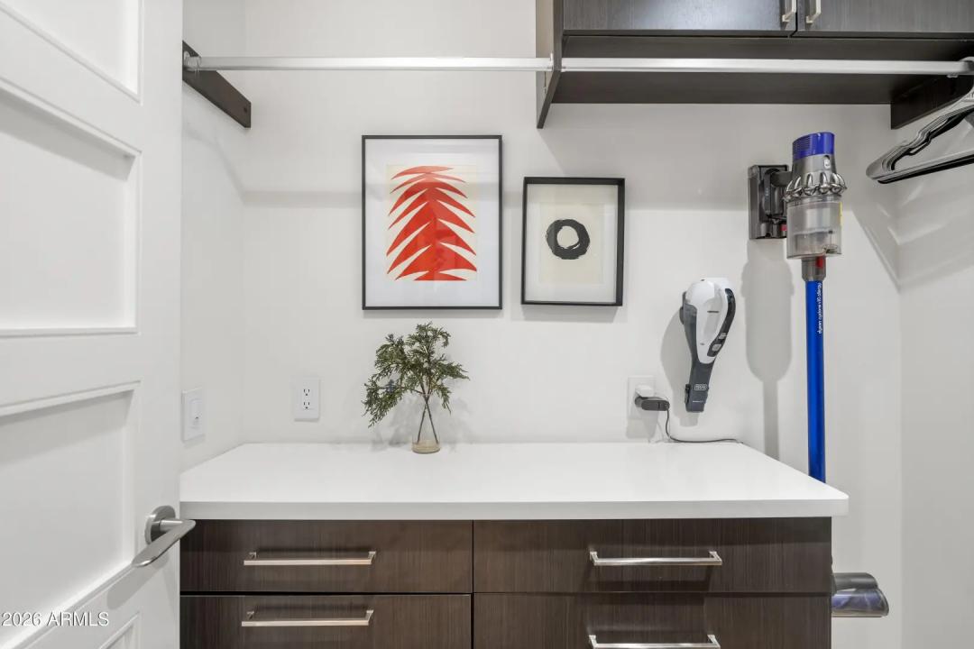 Real Estate Picture 23