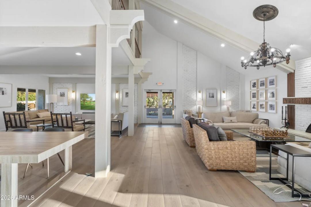 Real Estate Picture 61