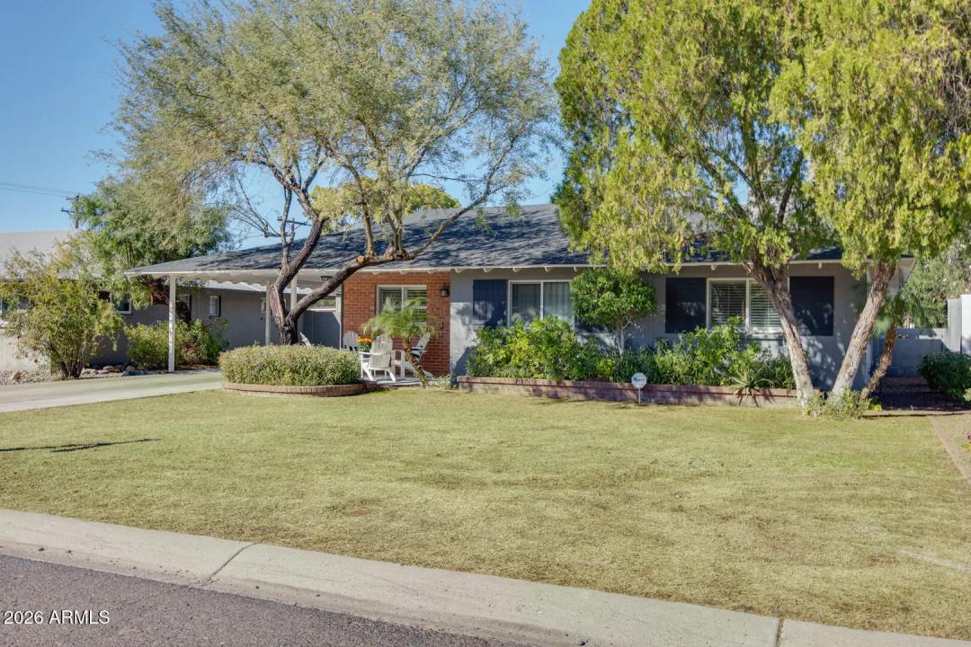 Real Estate Picture 1