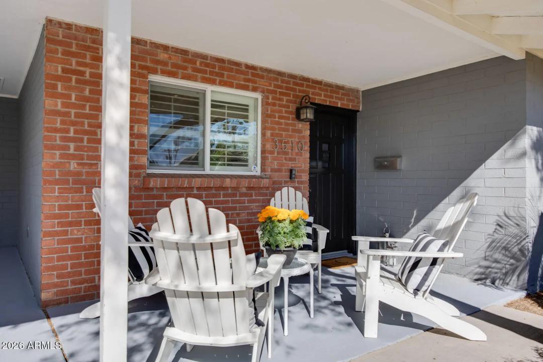 Real Estate Picture 2