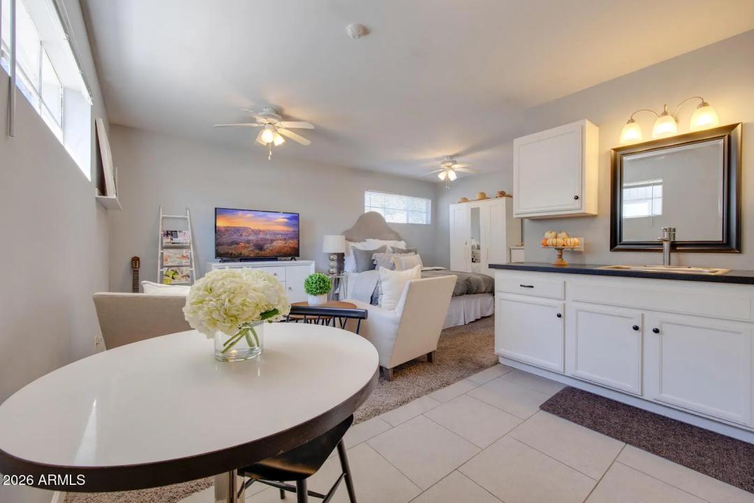 Real Estate Picture 25