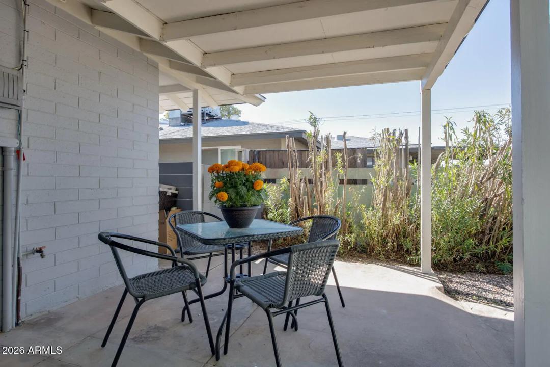 Real Estate Picture 19