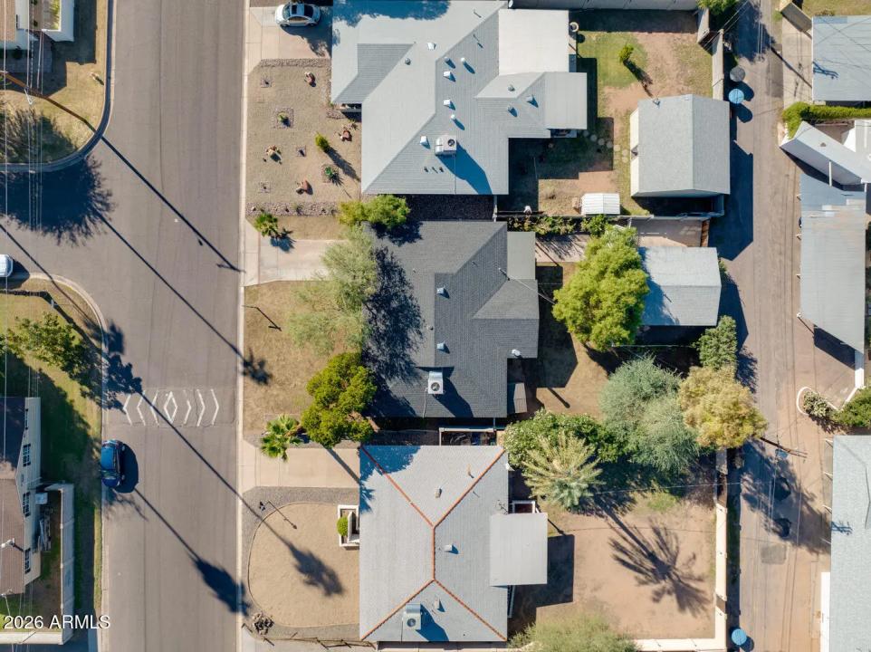 Real Estate Picture 32