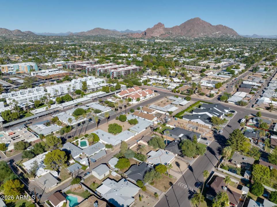 Real Estate Picture 35