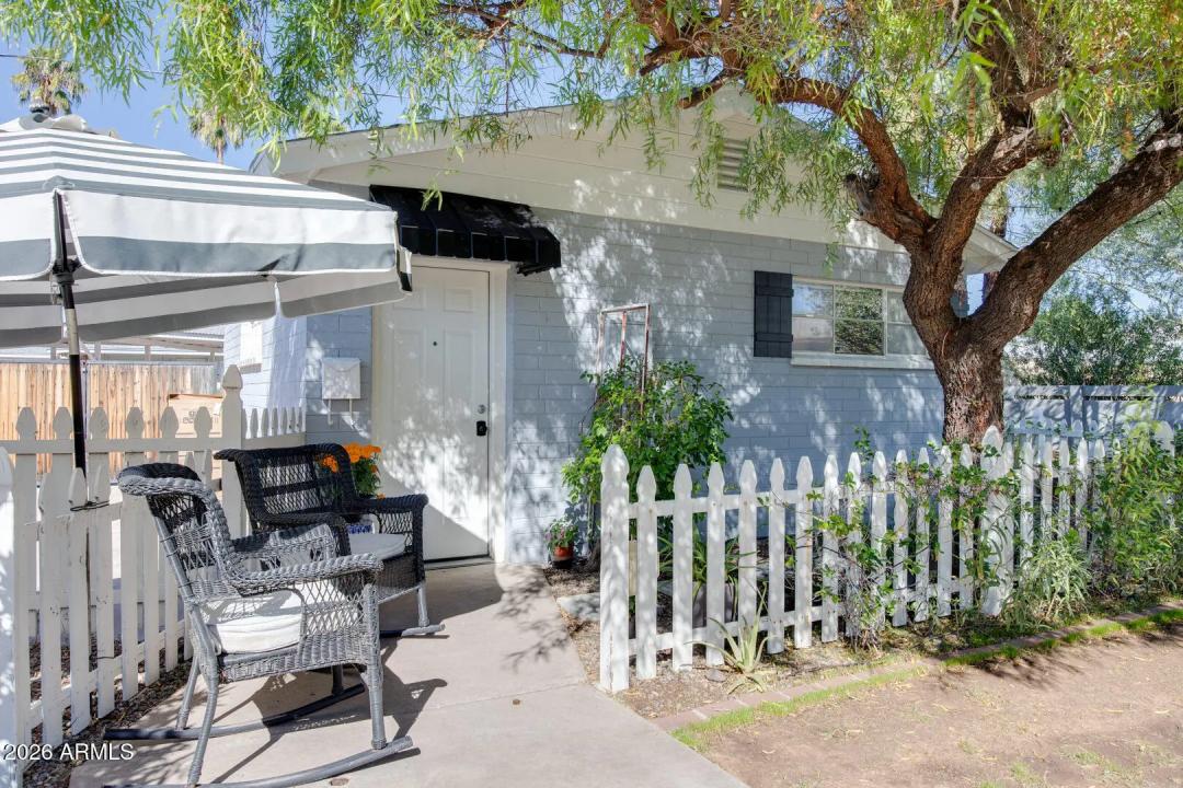 Real Estate Picture 22