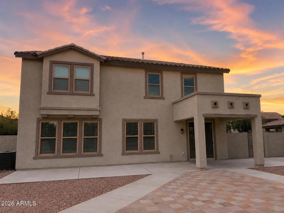 Real Estate Picture 23