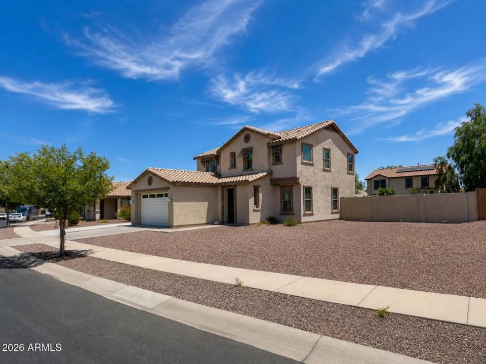 Real Estate Picture 1