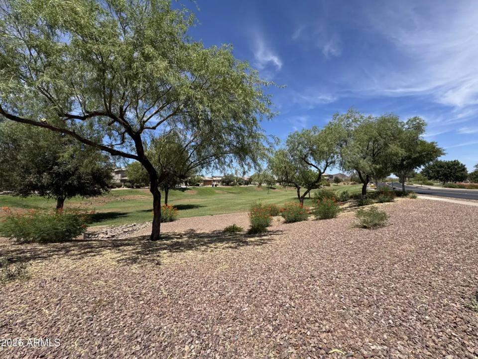 Real Estate Picture 25