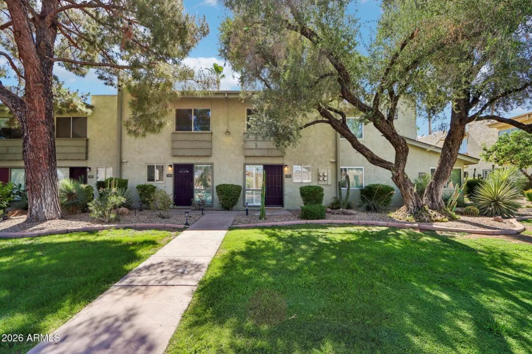 Real Estate Picture 1