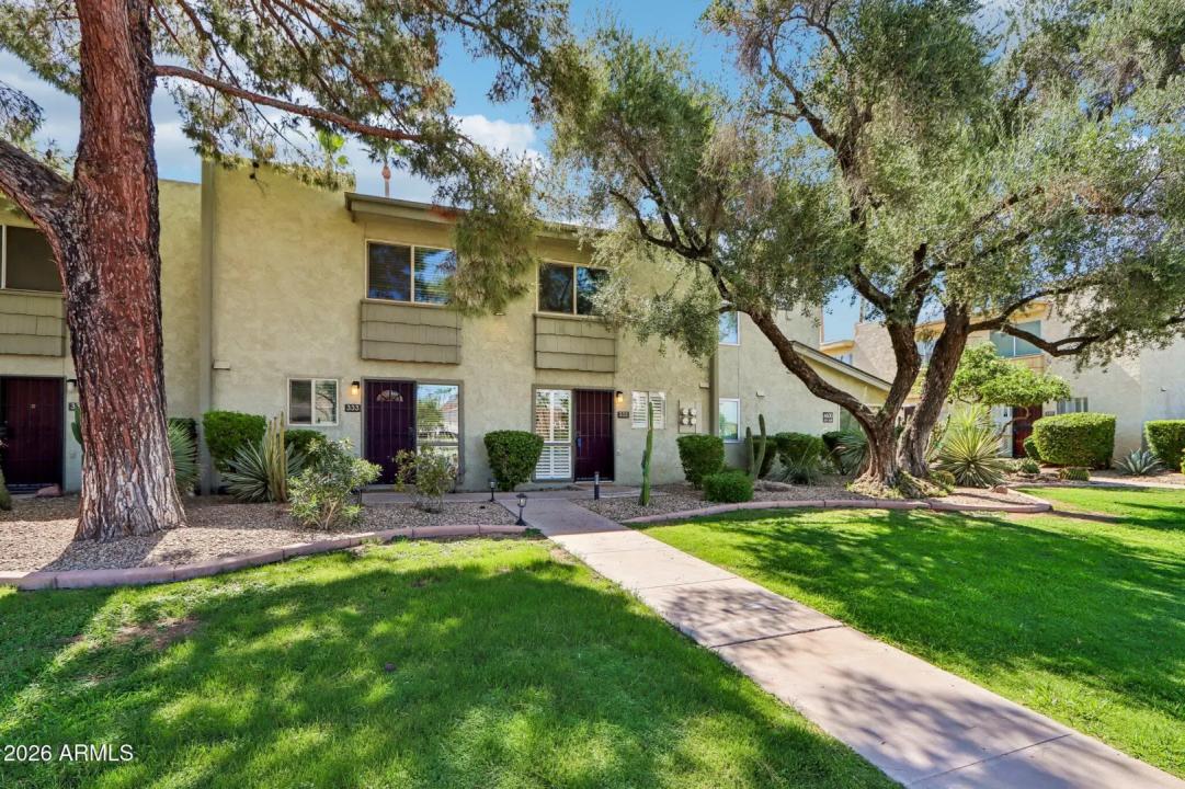 Real Estate Picture 2