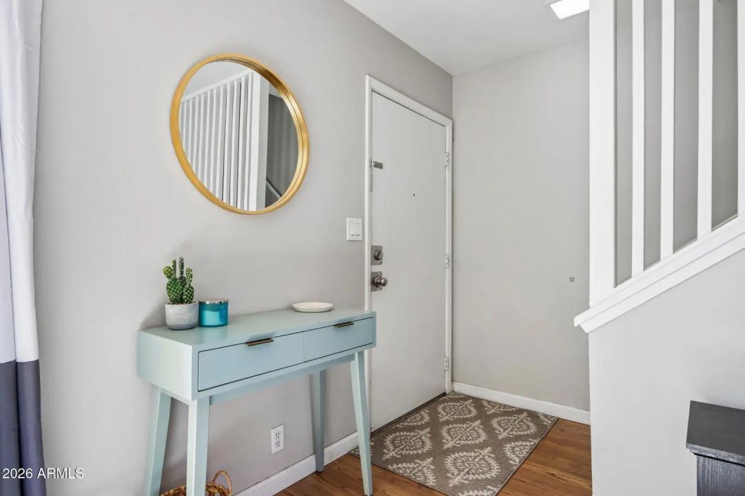 Real Estate Picture 14