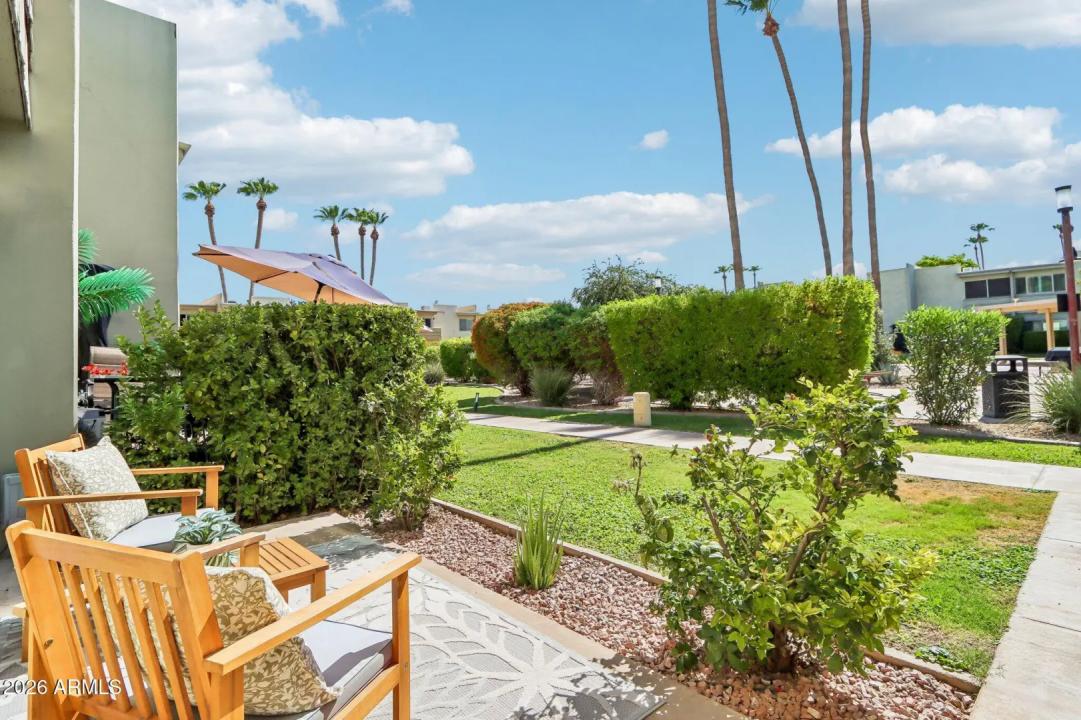 Real Estate Picture 22