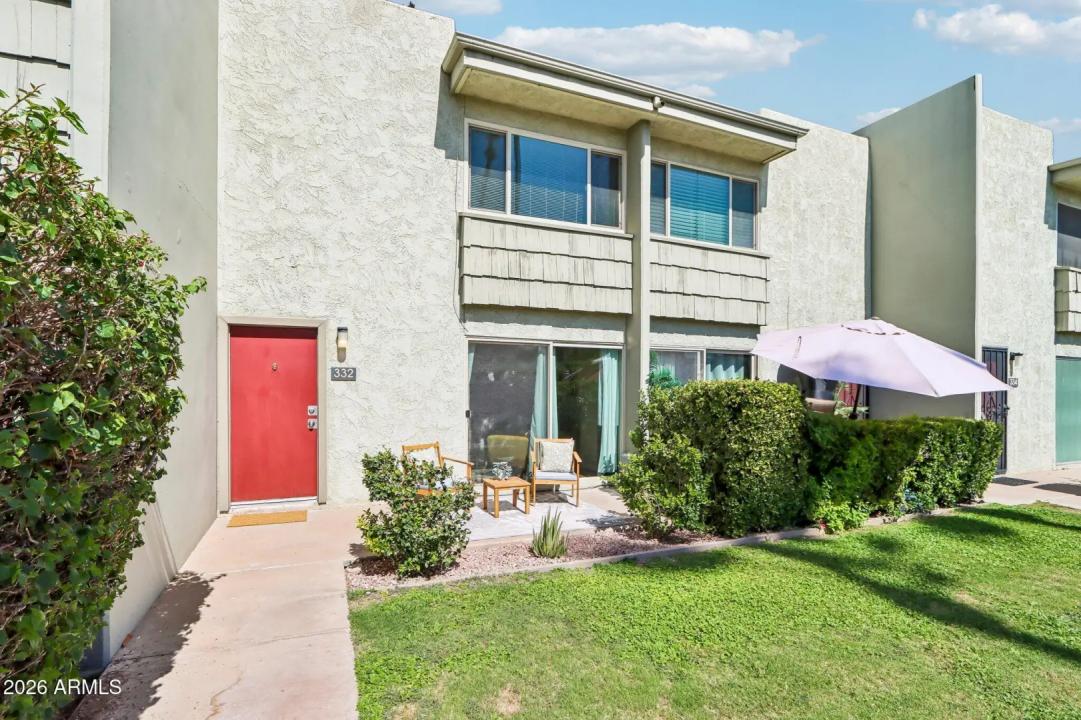 Real Estate Picture 23