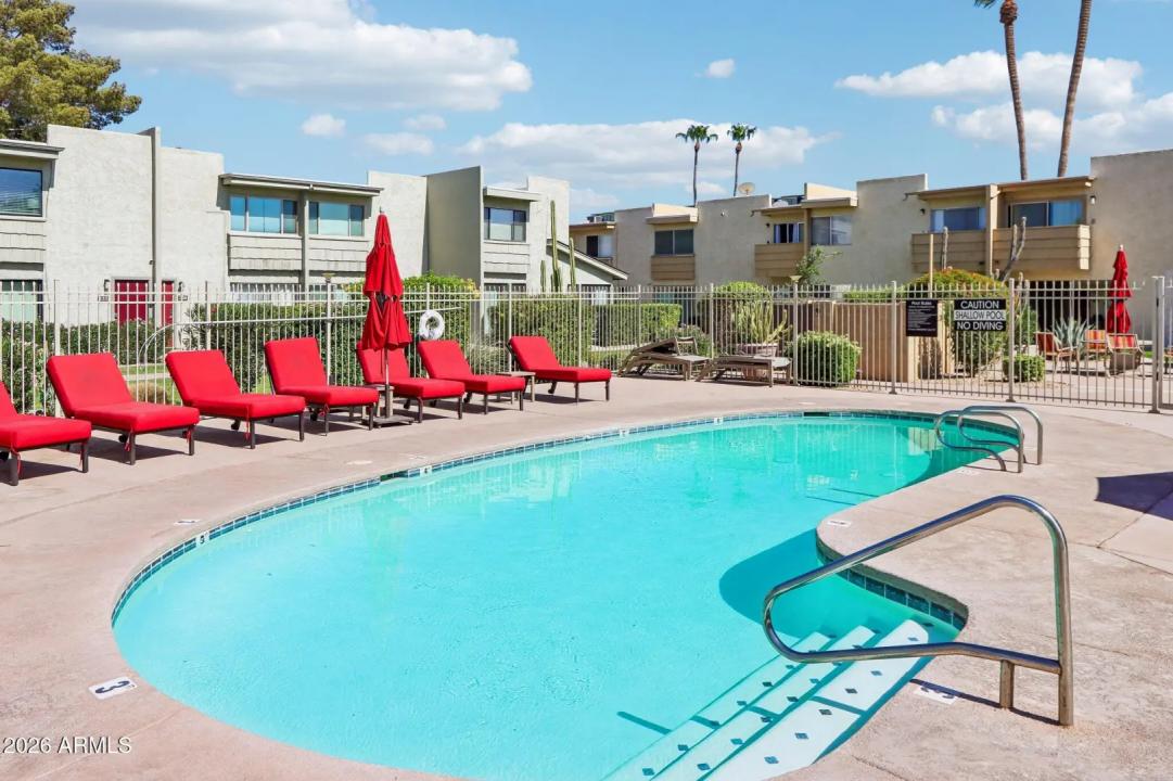 Real Estate Picture 25