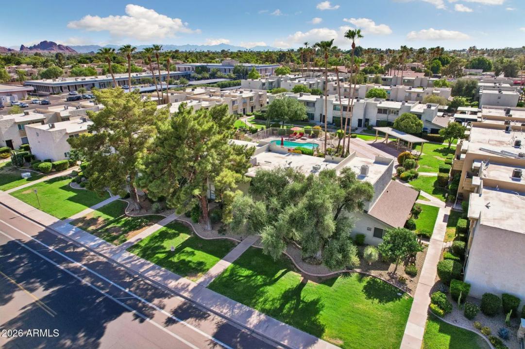 Real Estate Picture 29