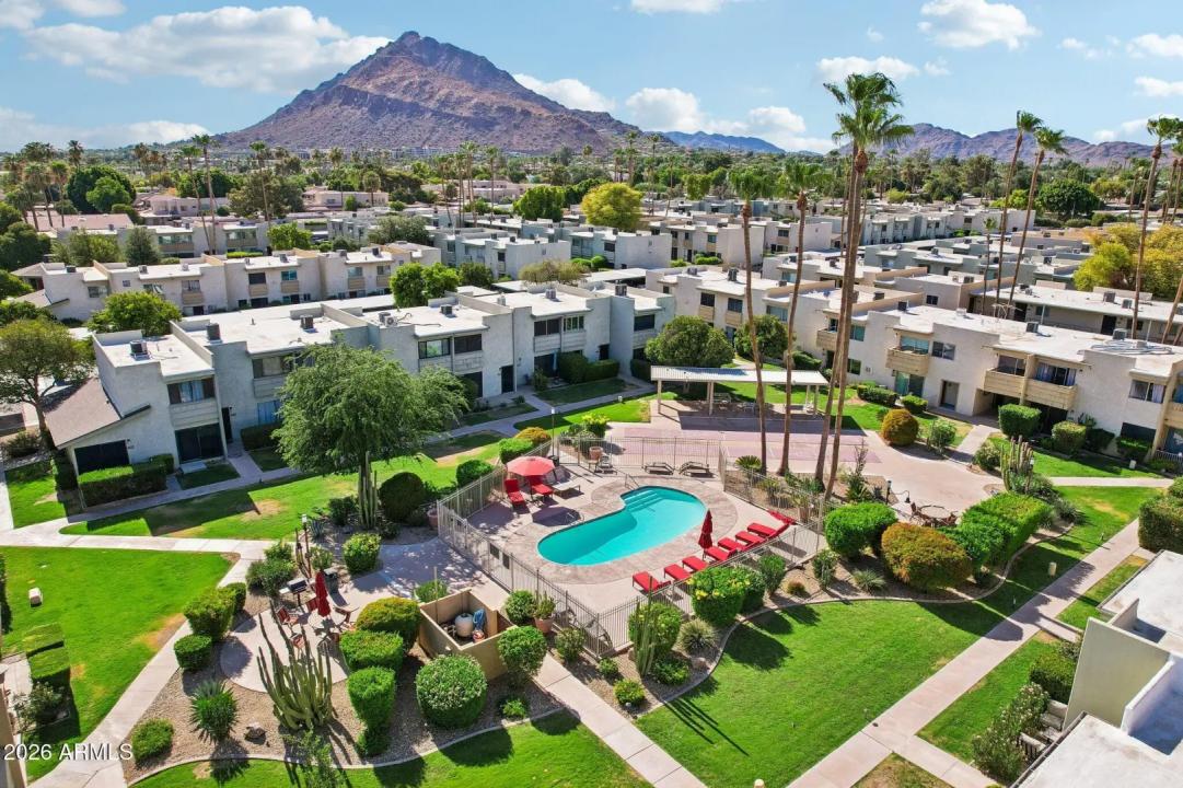 Real Estate Picture 28