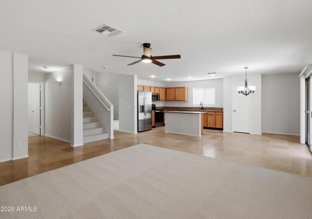 Real Estate Picture 18
