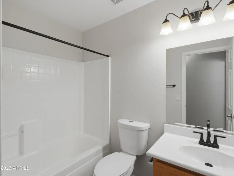 Real Estate Picture 20