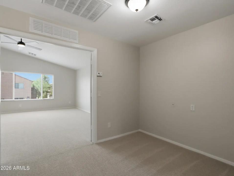 Real Estate Picture 24