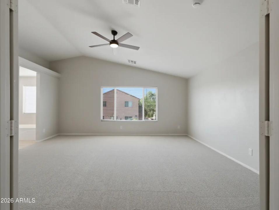 Real Estate Picture 25