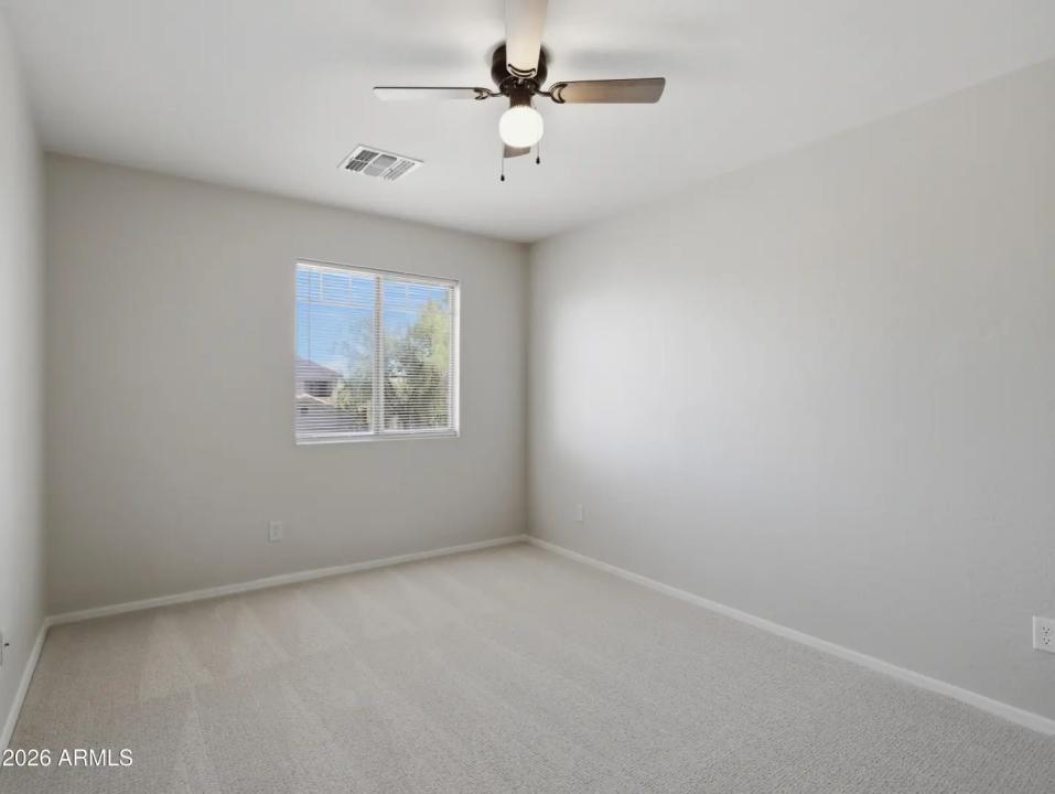 Real Estate Picture 34