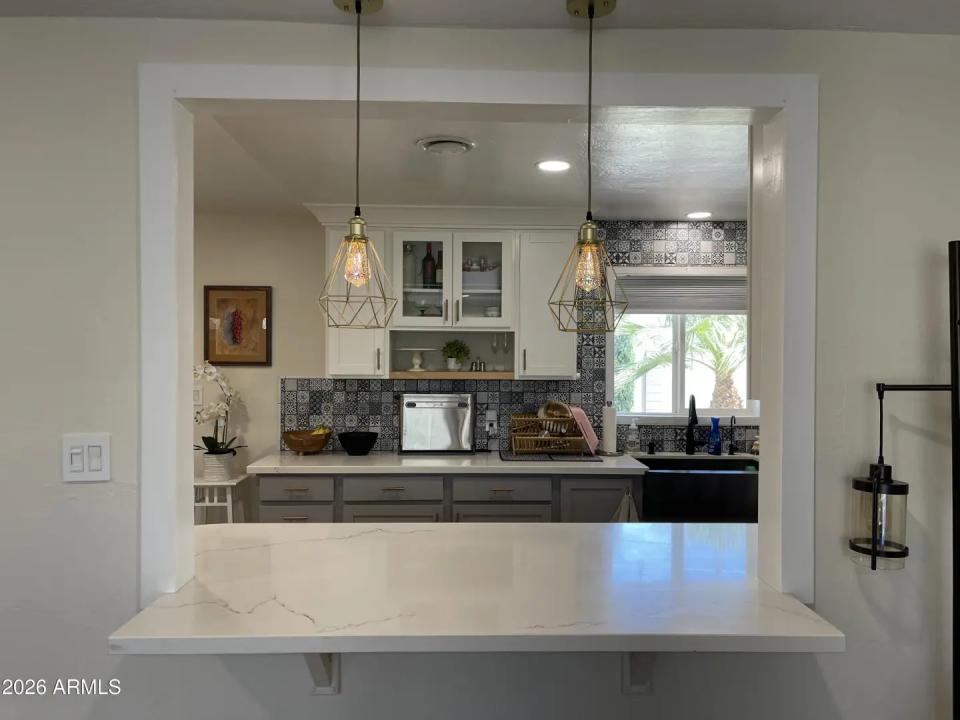 Real Estate Picture 5