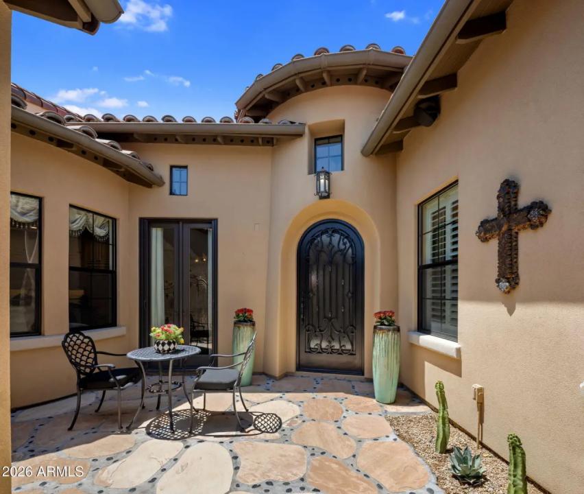 Real Estate Picture 2
