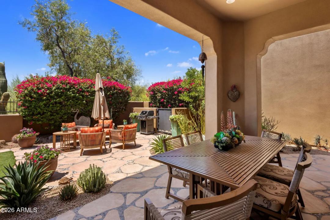 Real Estate Picture 24