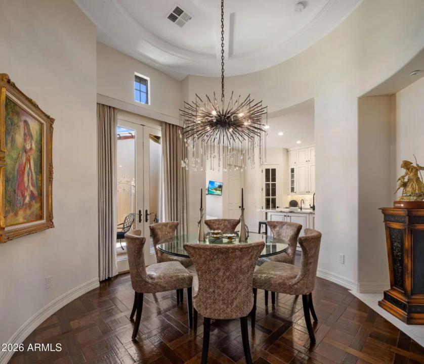 Real Estate Picture 13