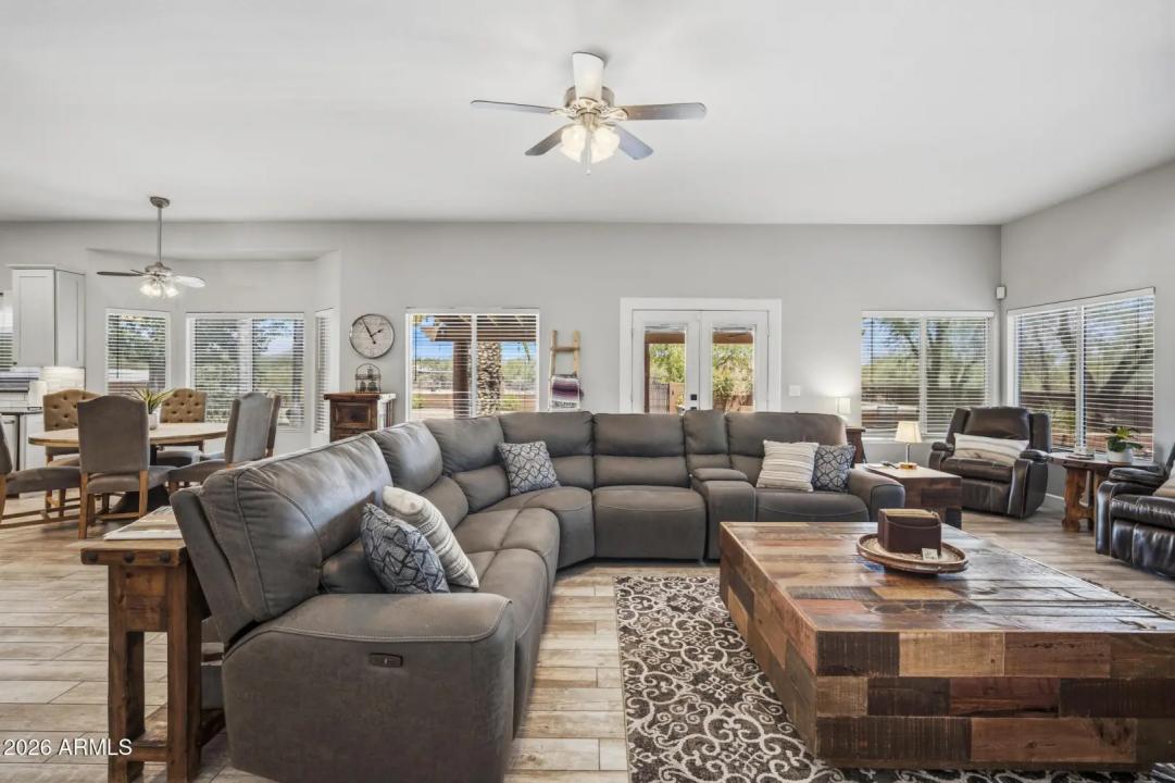 Real Estate Picture 36