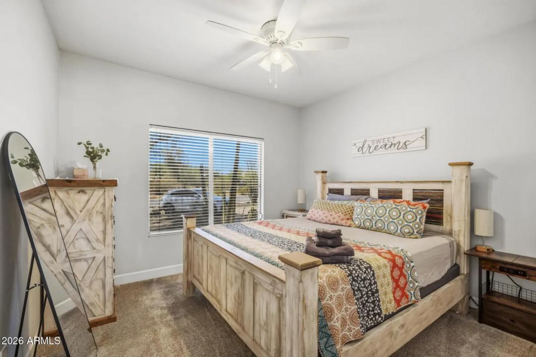 Real Estate Picture 42