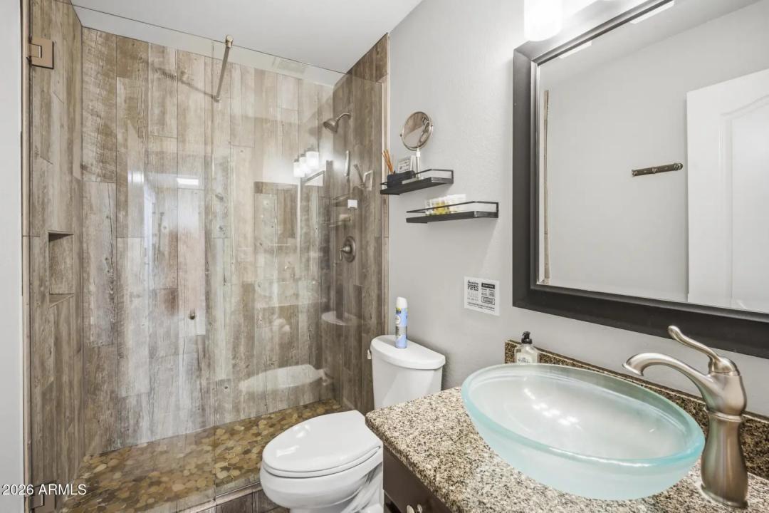 Real Estate Picture 43