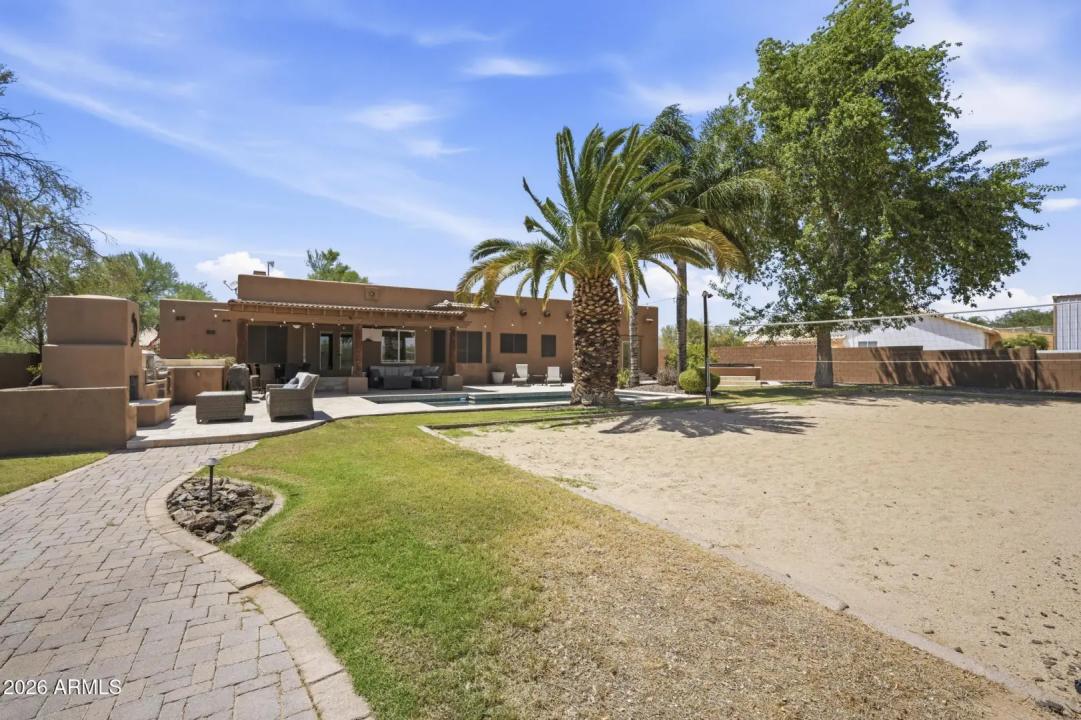 Real Estate Picture 60