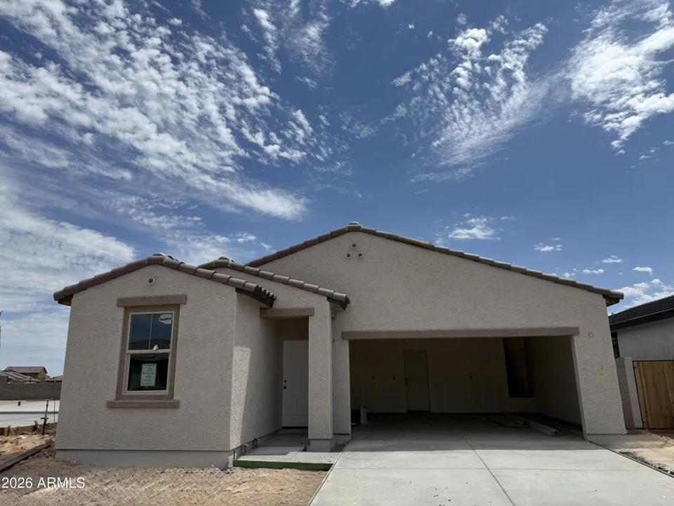 Real Estate Picture 2