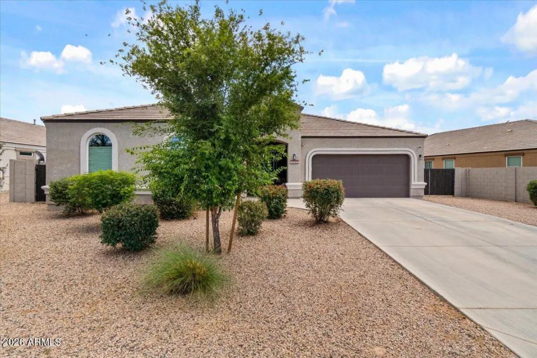 Real Estate Picture 5