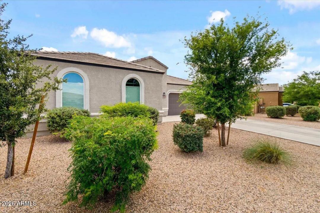 Real Estate Picture 6