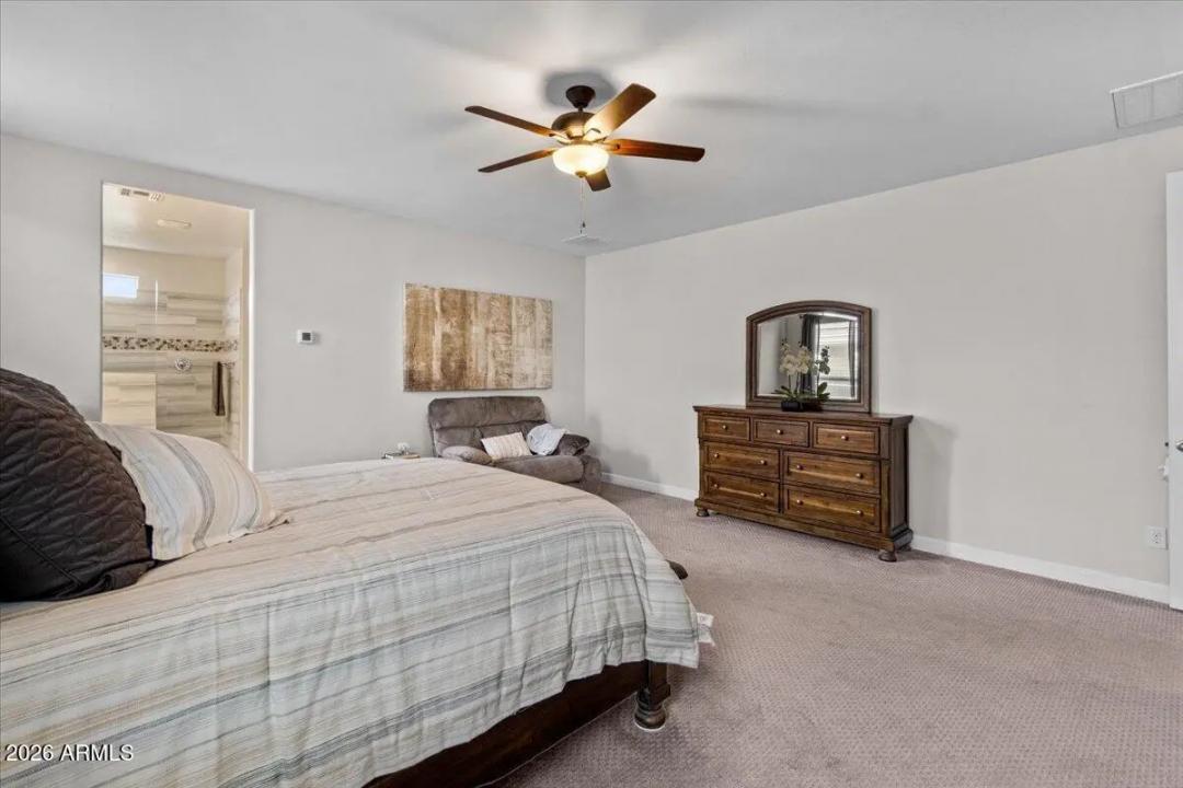 Real Estate Picture 22