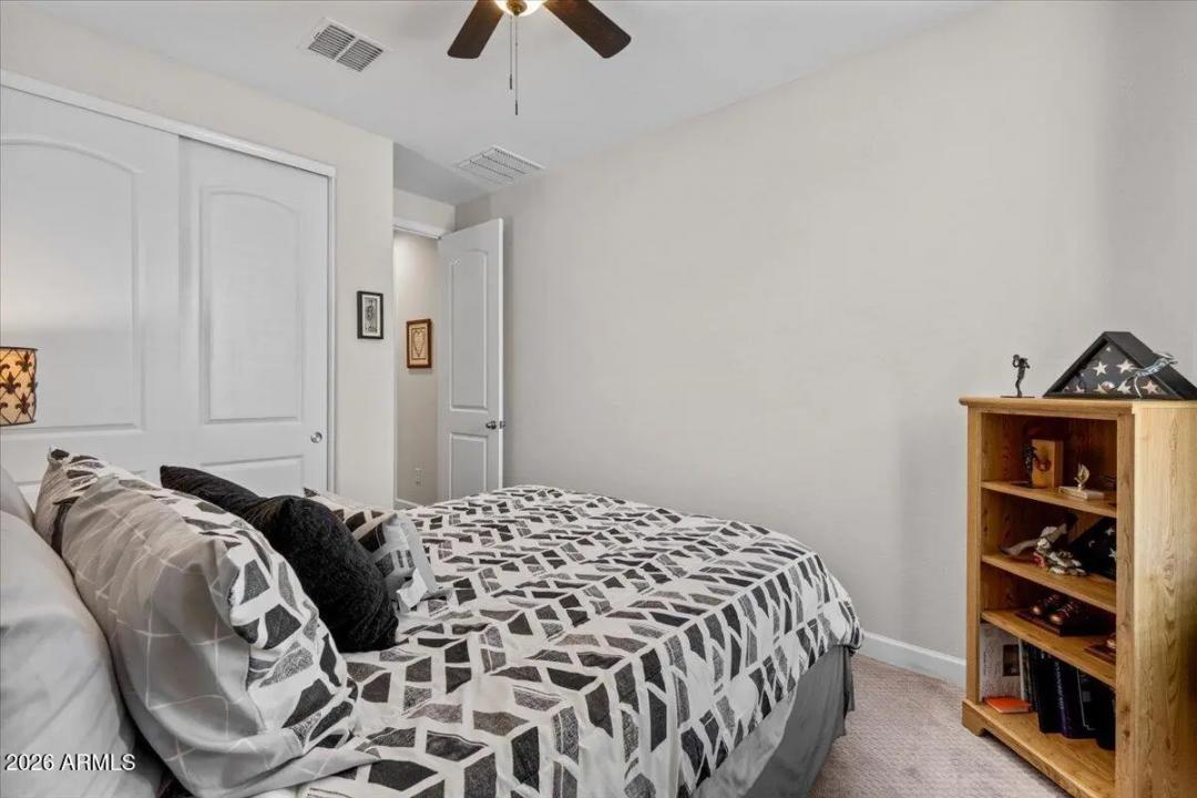 Real Estate Picture 33