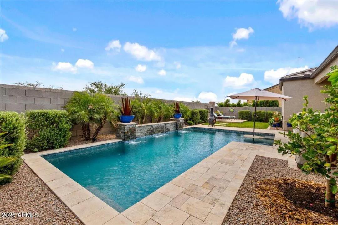 Real Estate Picture 2