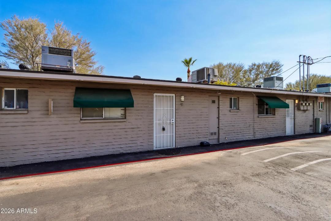 Real Estate Picture 28