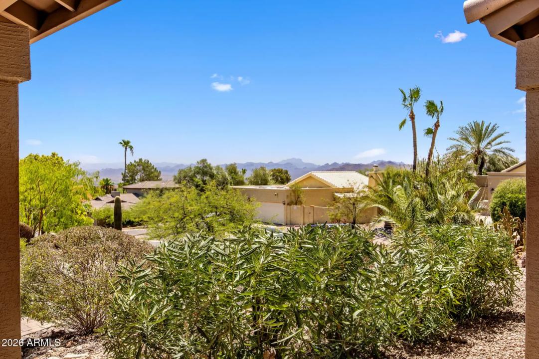 Real Estate Picture 10