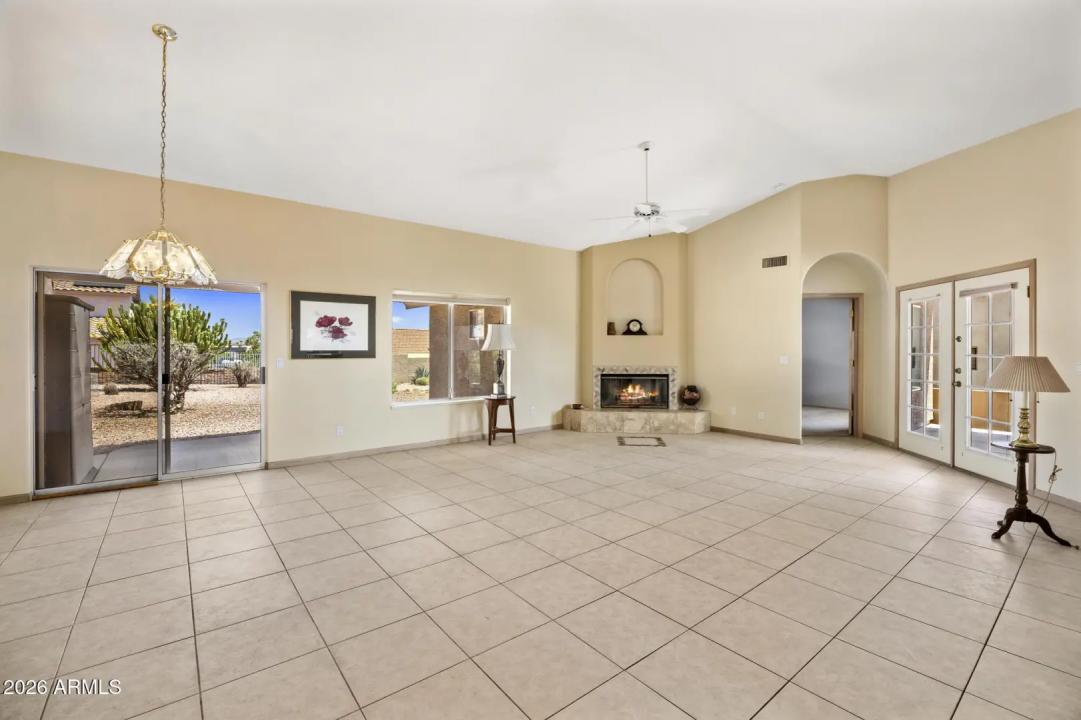 Real Estate Picture 7