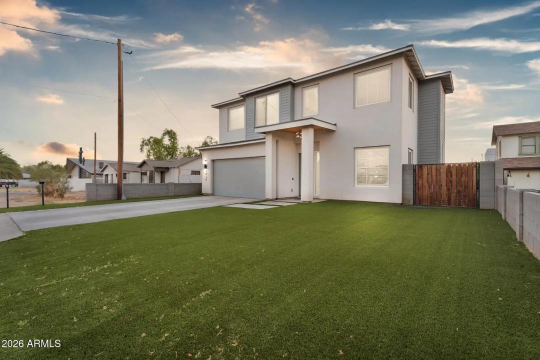 Real Estate Picture 1