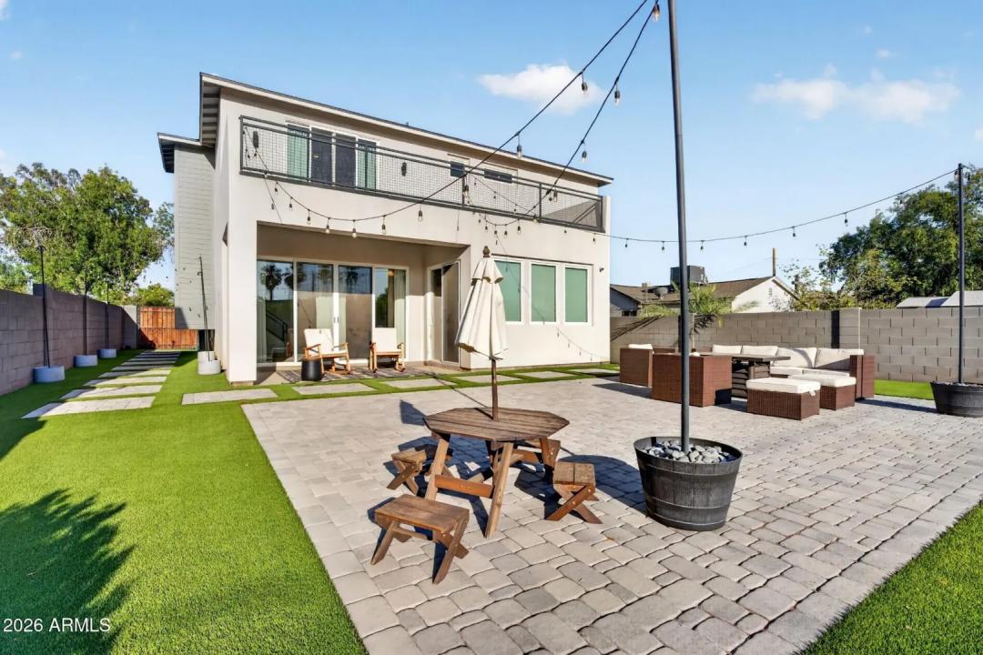 Real Estate Picture 37
