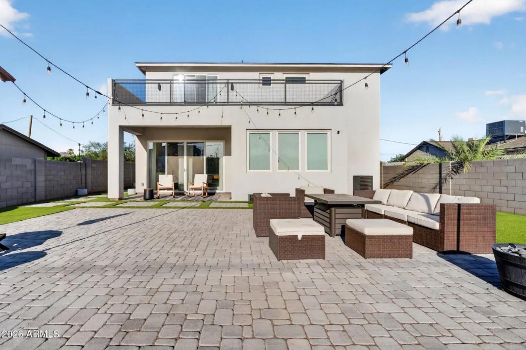 Real Estate Picture 42