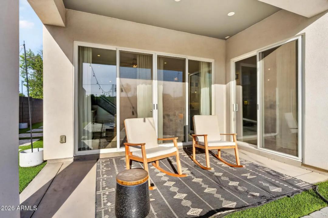Real Estate Picture 38